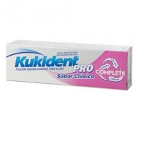 Kukident PRO crema adhesiva para prótesis dentales sabor clásico 47g